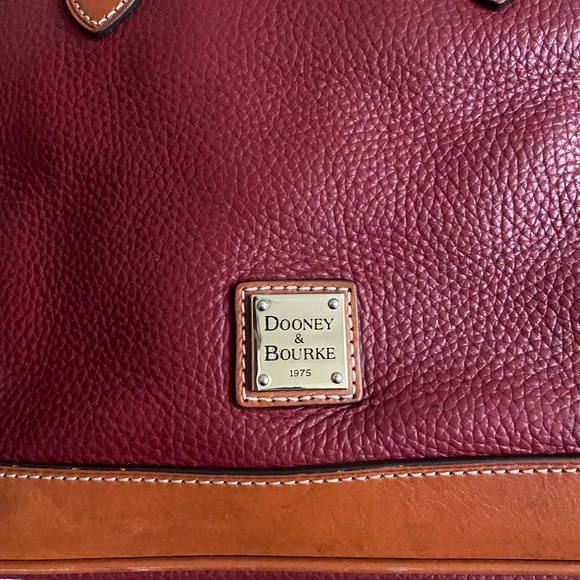Dooney and Bourke Burgundy pebble grain satchel / purse - Picture 2 of 7